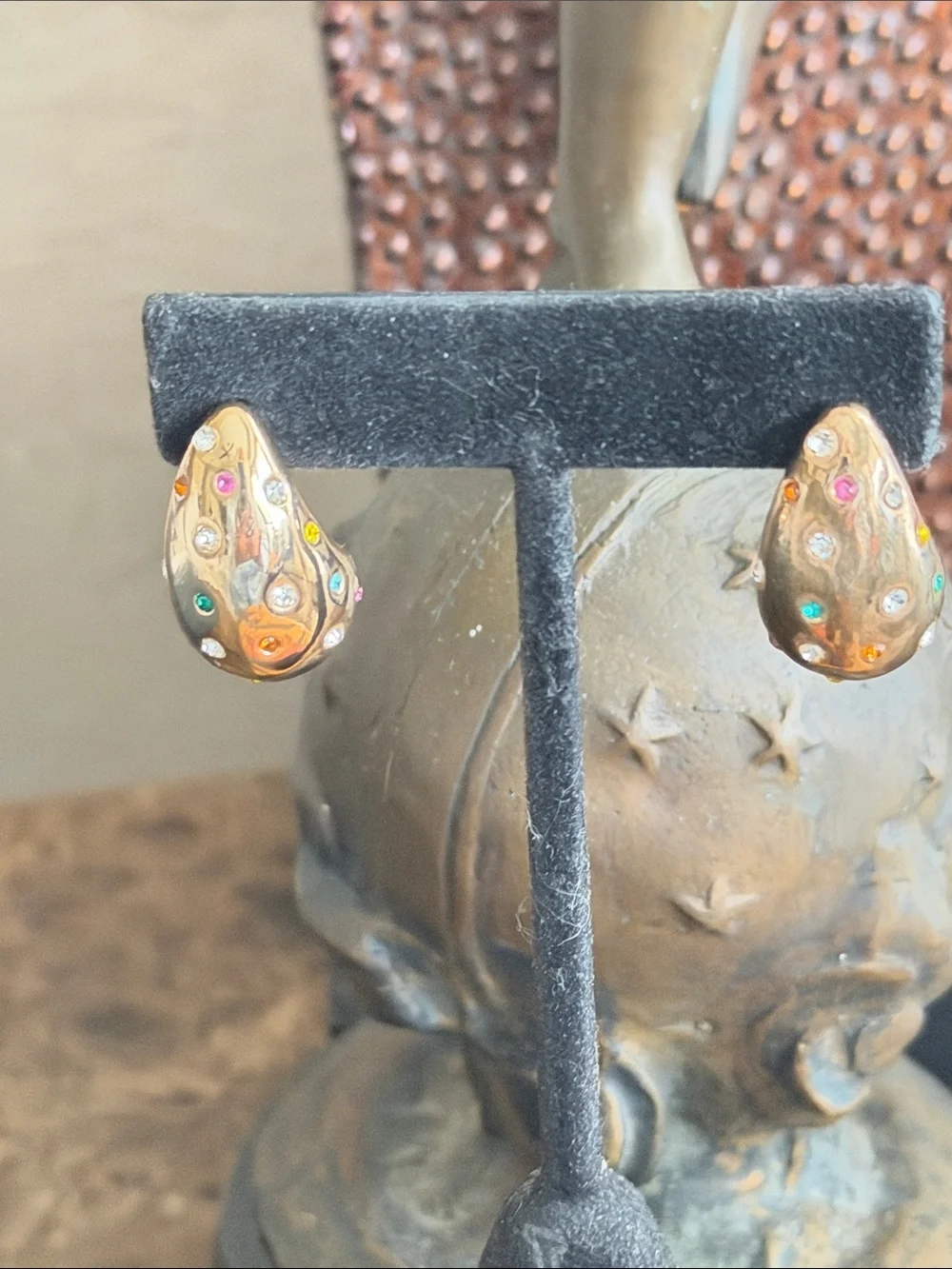 Gold tone pierced Earrings Multicolor Stones inlaid really beautiful in person